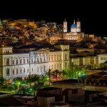 Θέα Δημαρχείο Ερμούπολης, Σύρος, κεντρική πλατεία από τα ρομαντικά δωμάτια